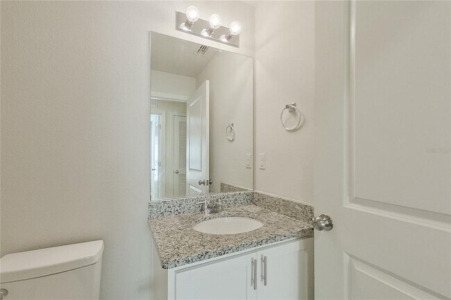 Building Photo - 27008 Anthony Ave