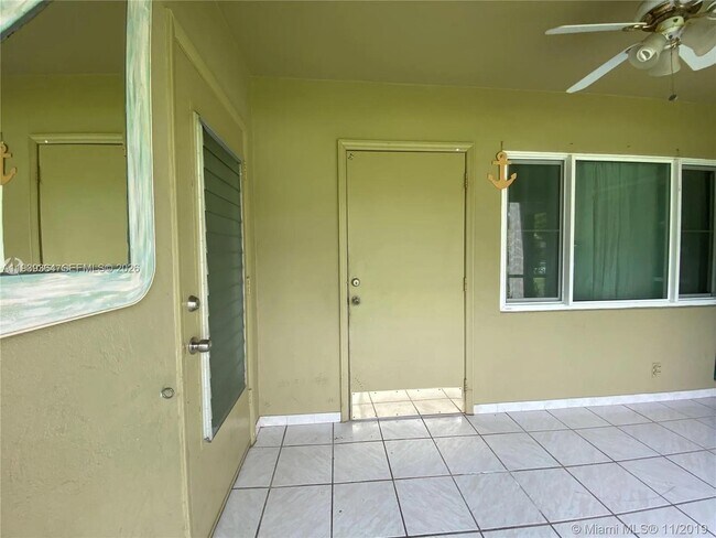 Building Photo - 270 Layne Blvd