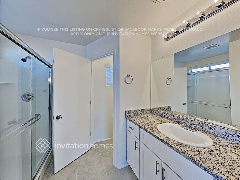 Building Photo - 12614 W Medlock Dr