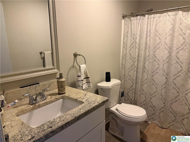 Building Photo - 793 Briarstone Rd