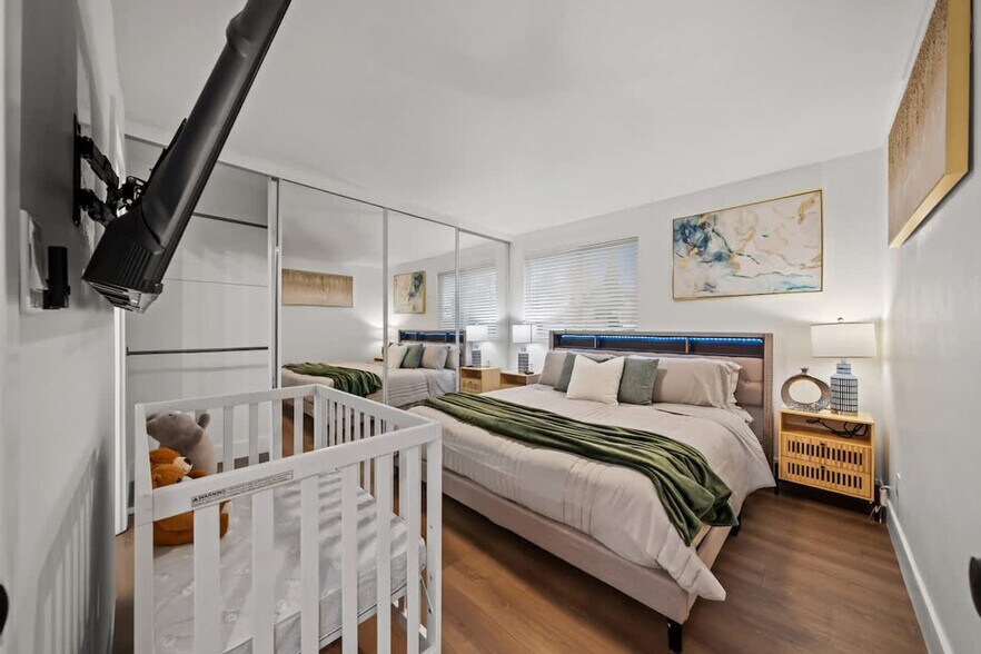 Building Photo - 1676 Raynell Way