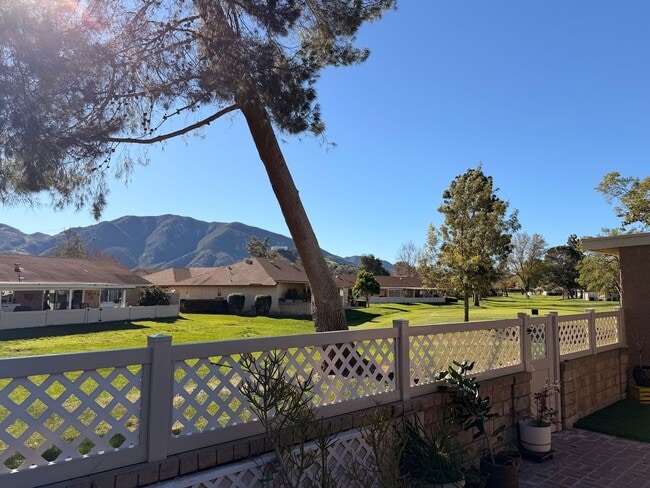 Building Photo - Fully furnished (short term) home in Camarillo's Premier Senior Community - Leisure Village