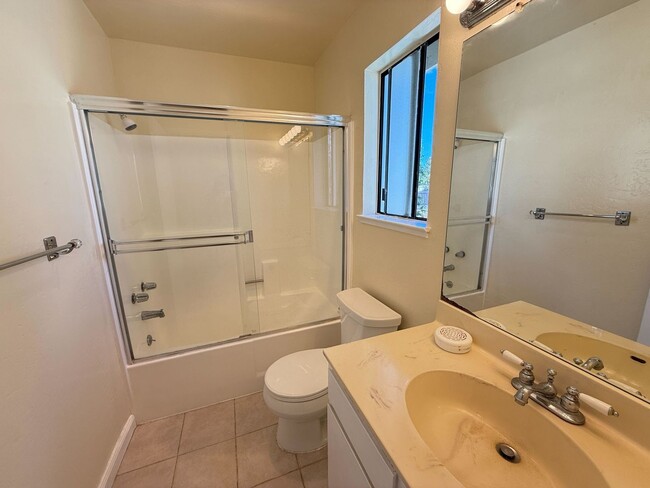 Building Photo - Fremont- Newly Upgraded, 2 Bed 2 Bath Cond...