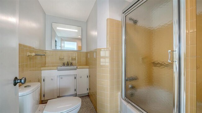 Building Photo - 7665 Sanderling Rd
