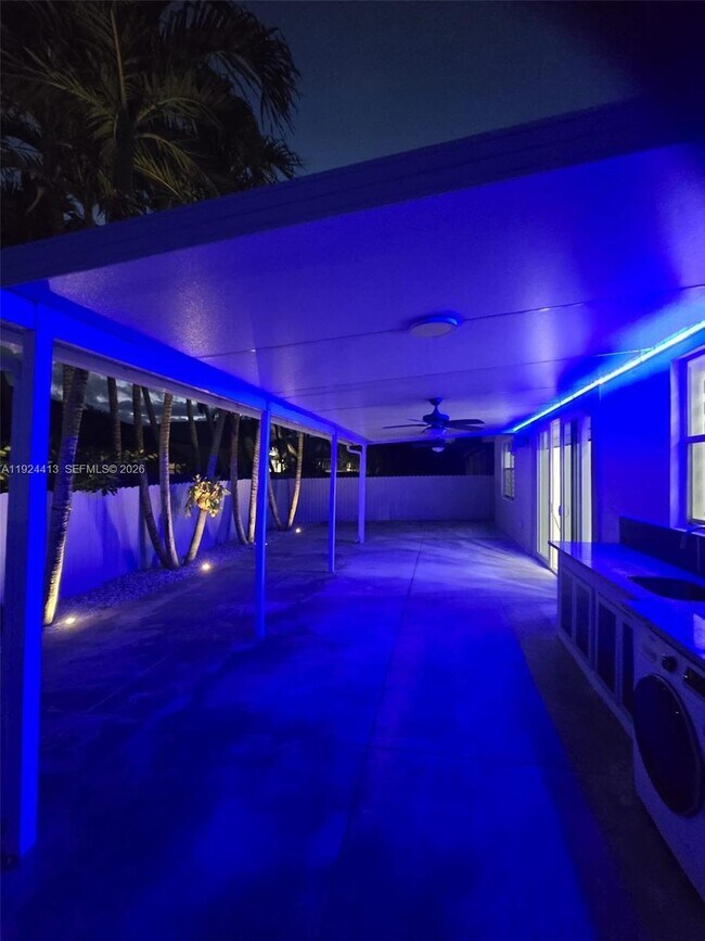 Building Photo - 15446 SW 23rd Ln