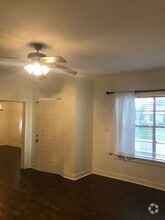 Building Photo - 107 Treemont St