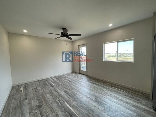 Building Photo - 11901 Haskel Creek Rd