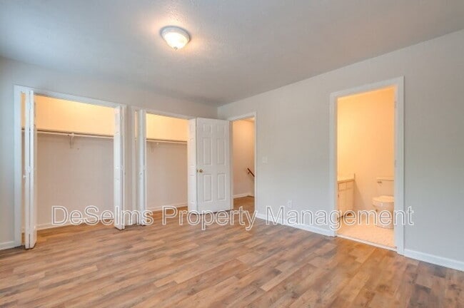 Building Photo - 302 Ash Forge Dr