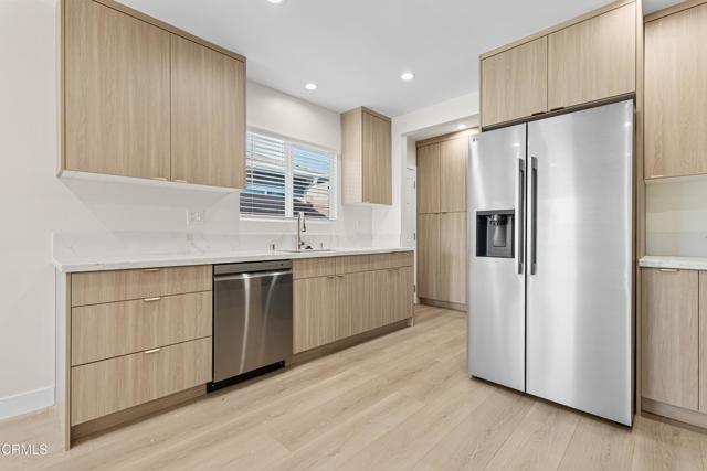 Building Photo - 7552 Bloomington Ave