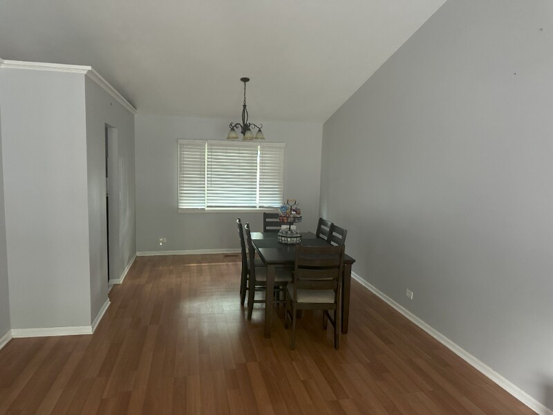 Building Photo - 1183 Foxboro Ln