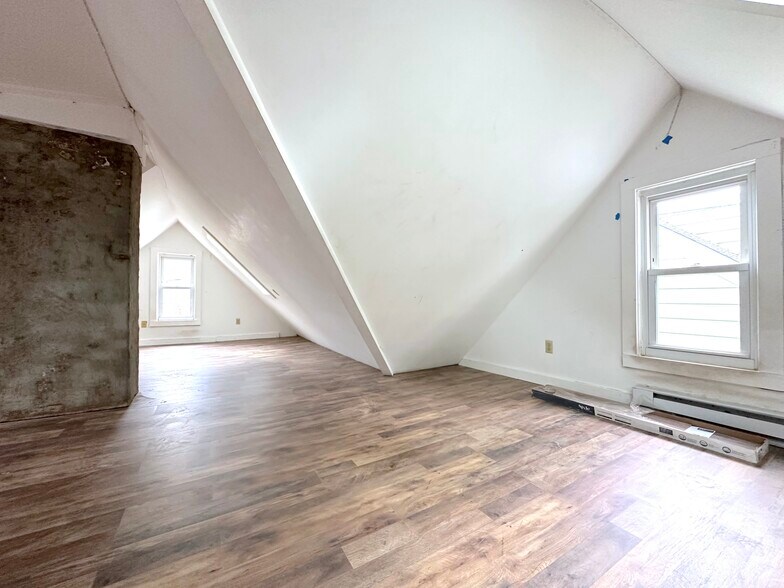 Building Photo - 41 Liberty Street Wh