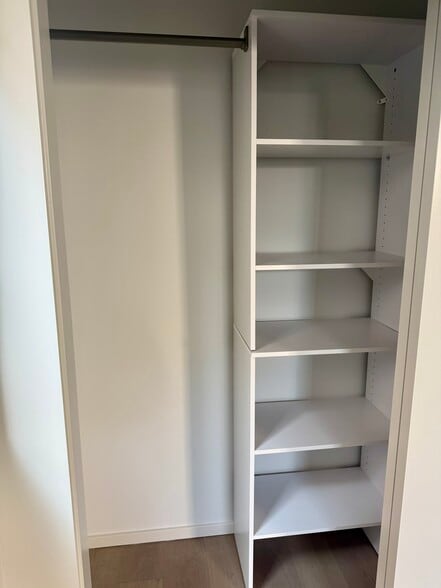 Building Photo - 2520 5th St