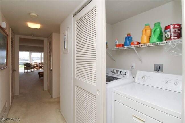 Building Photo - 3400 Gulf Shore Blvd N