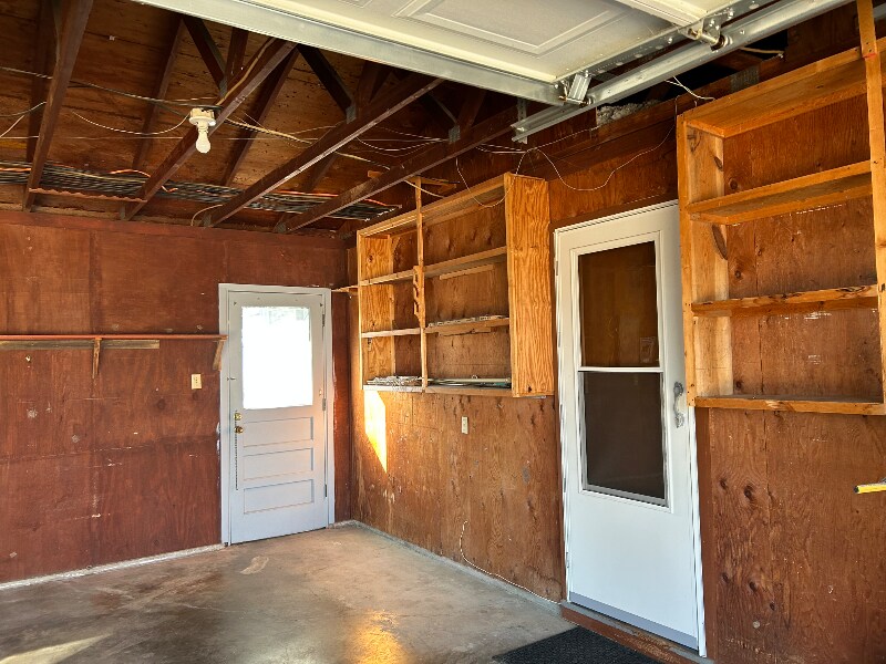 Building Photo - 3511 SE Island Cir