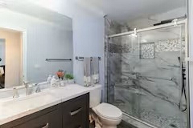 Building Photo - Charming 3BR Townhome in Lilburn
