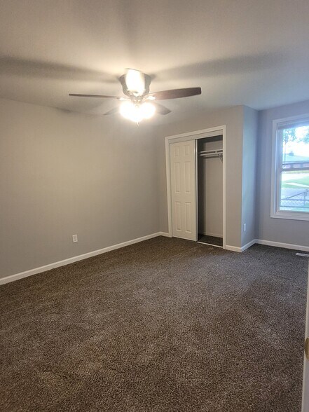 Bedroom - 111 E 19th St S