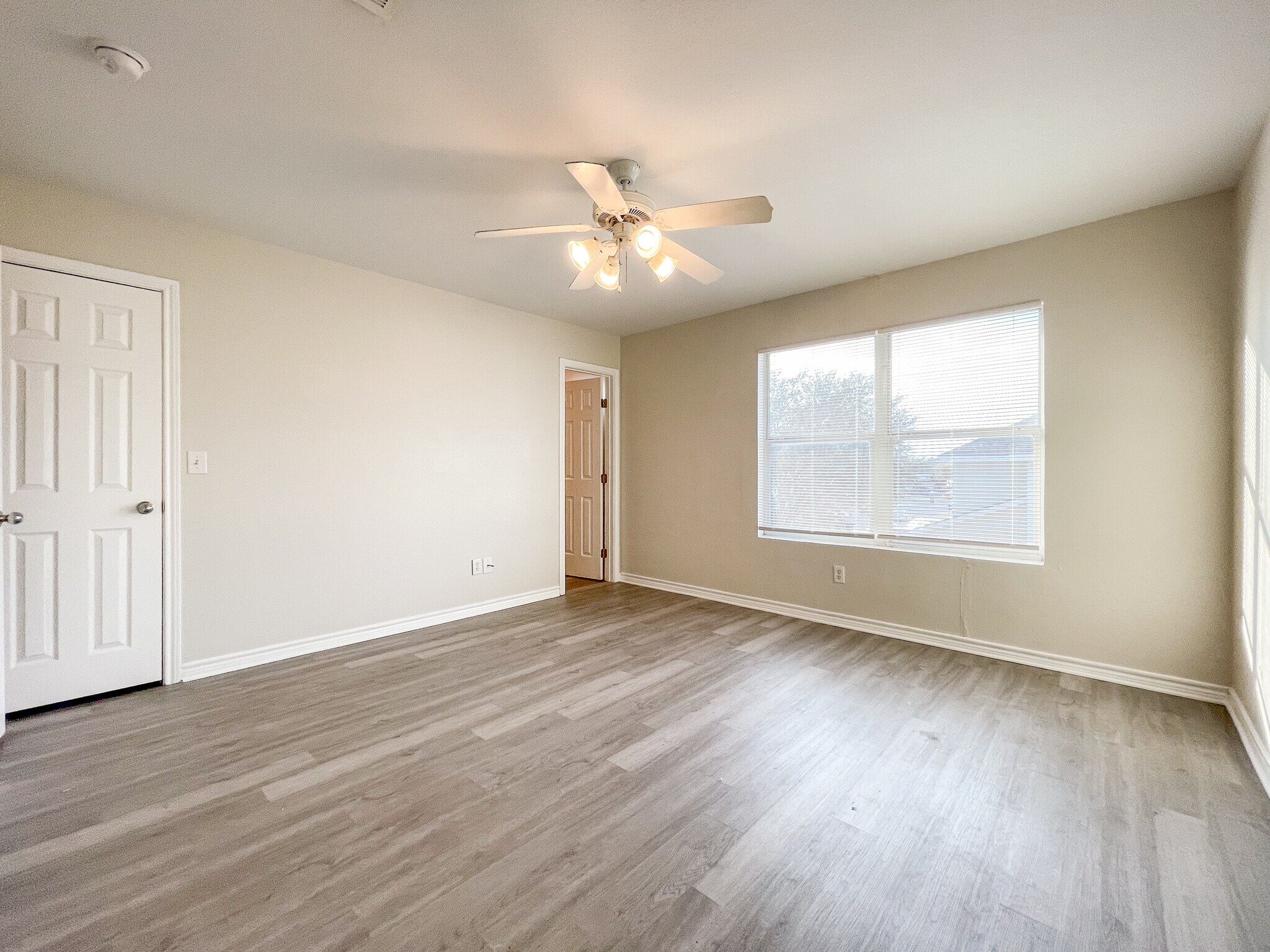 Building Photo - 309 Gurley Ln