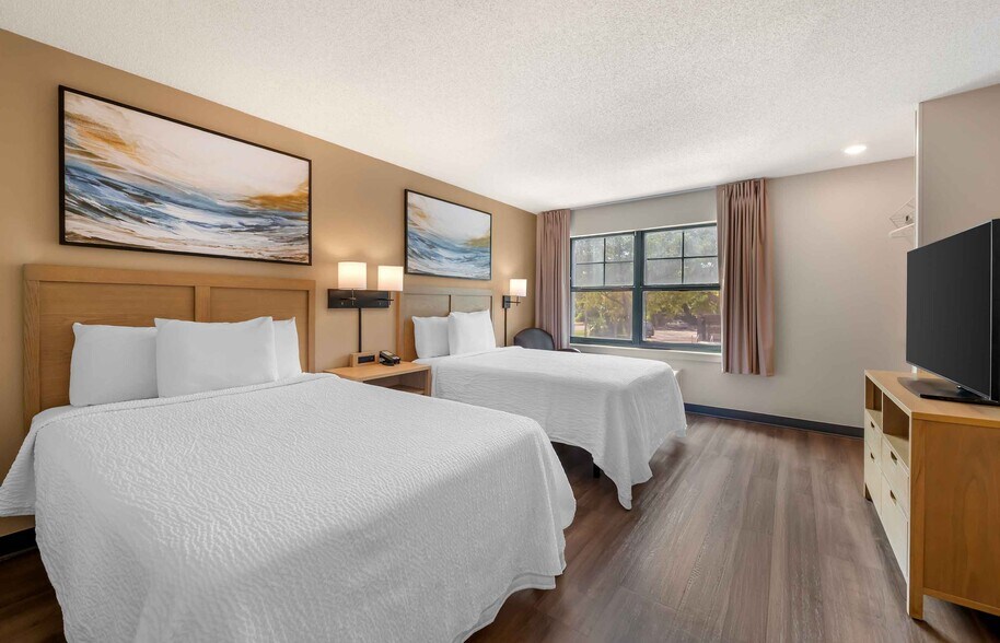 Building Photo - Furnished Studio-Jacksonville - Riverwalk - Convention Center
