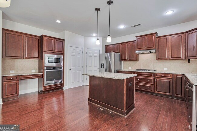 Building Photo - 2270 Cahaba Ct