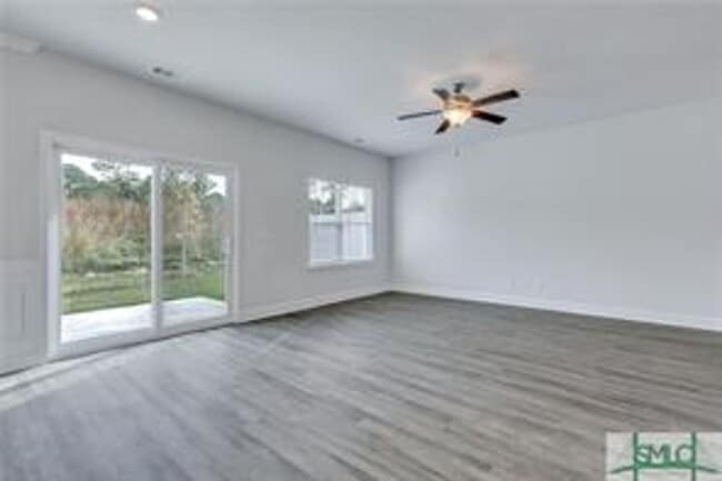 Building Photo - 522 Gov Treutlen Cir