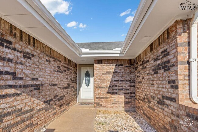 Building Photo - 1 McNabb Cir
