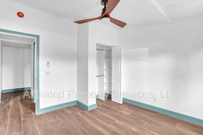 Building Photo - 4011 36th Ct