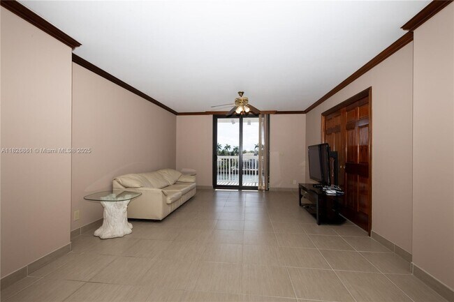 Building Photo - 1500 S Ocean Dr