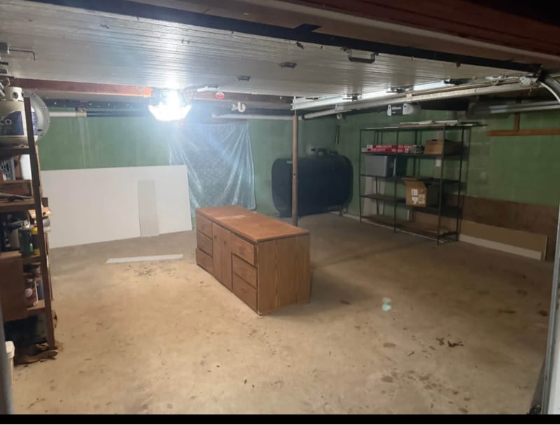 Building Photo - 66 Haywardville Rd