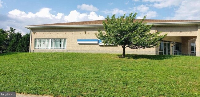Building Photo - 12558 Santa Rosa Rd