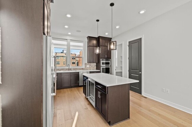 Building Photo - 297 Auden Ave