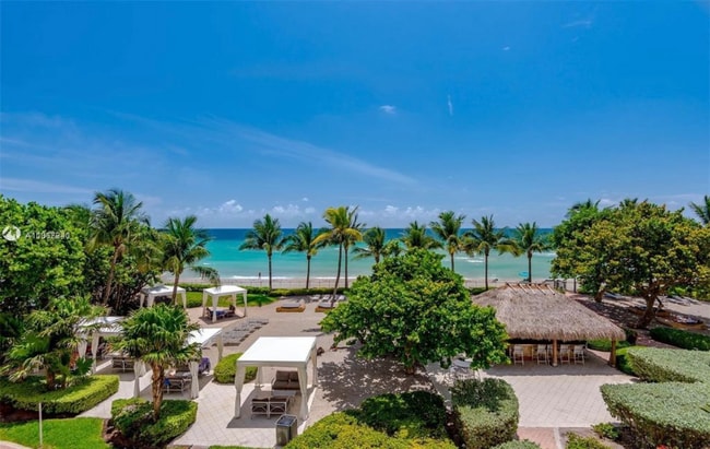 Building Photo - 3001 S Ocean Dr