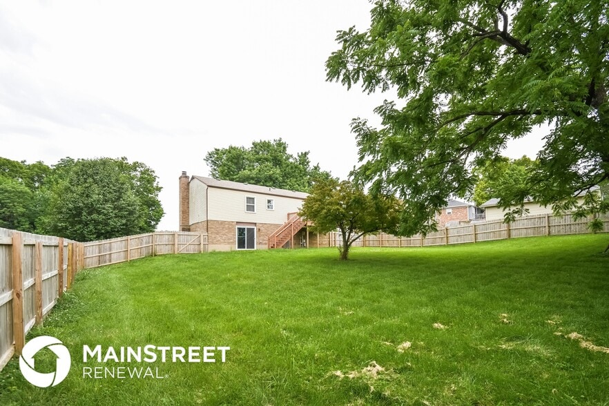 Building Photo - 2800 Summerfield Dr