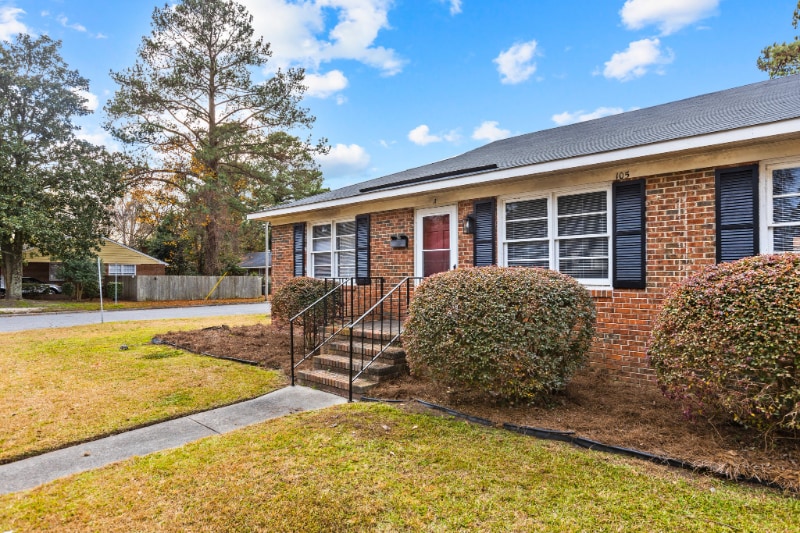 Building Photo - 105 N Meade St