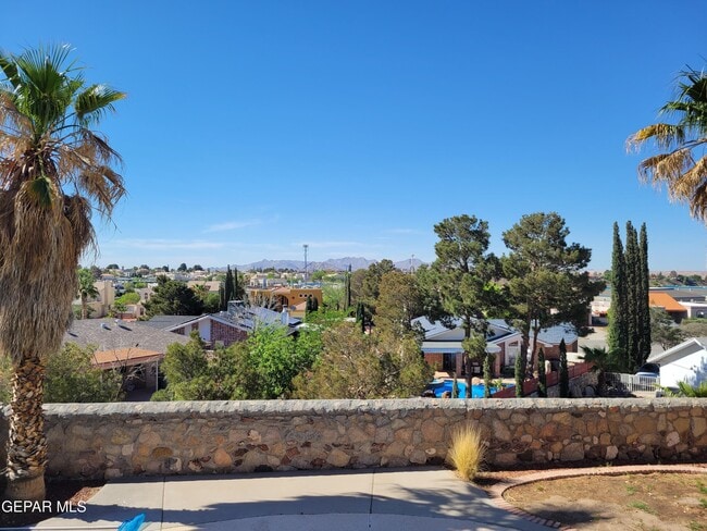 Building Photo - 6920 Imperial Ridge Dr