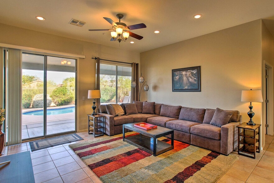 Building Photo - 10342 E Tierra Buena Ln