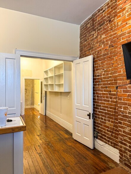 hallway from front room - 625 7th Ave S