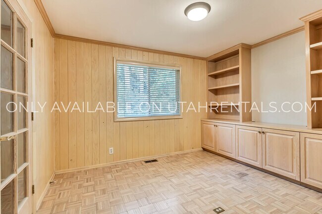 Building Photo - 3676 N 870 E