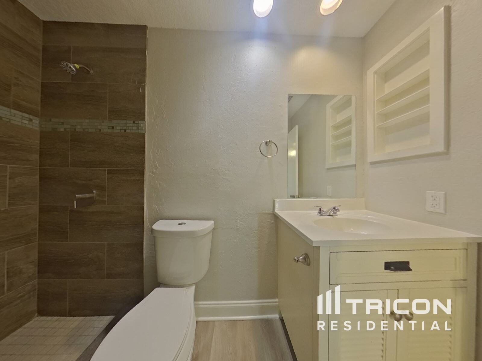 Building Photo - 616 Via Miramonte