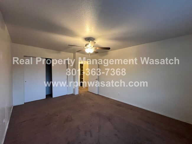 Building Photo - Check out this Great 2 Bedroom 1 Bathroom Condo near downtown Salt Lake!