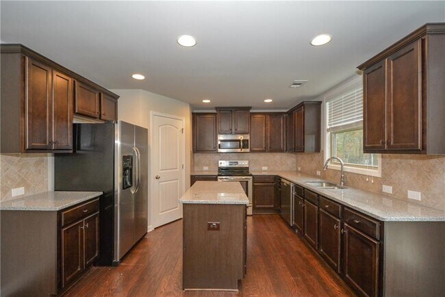 Building Photo - 4036 Water Mill Dr