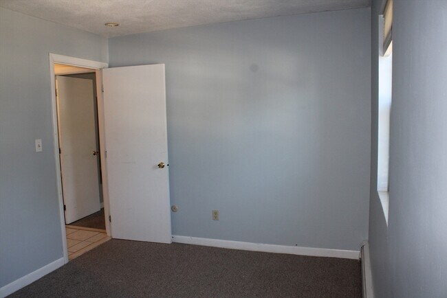 Building Photo - 276 Albion St