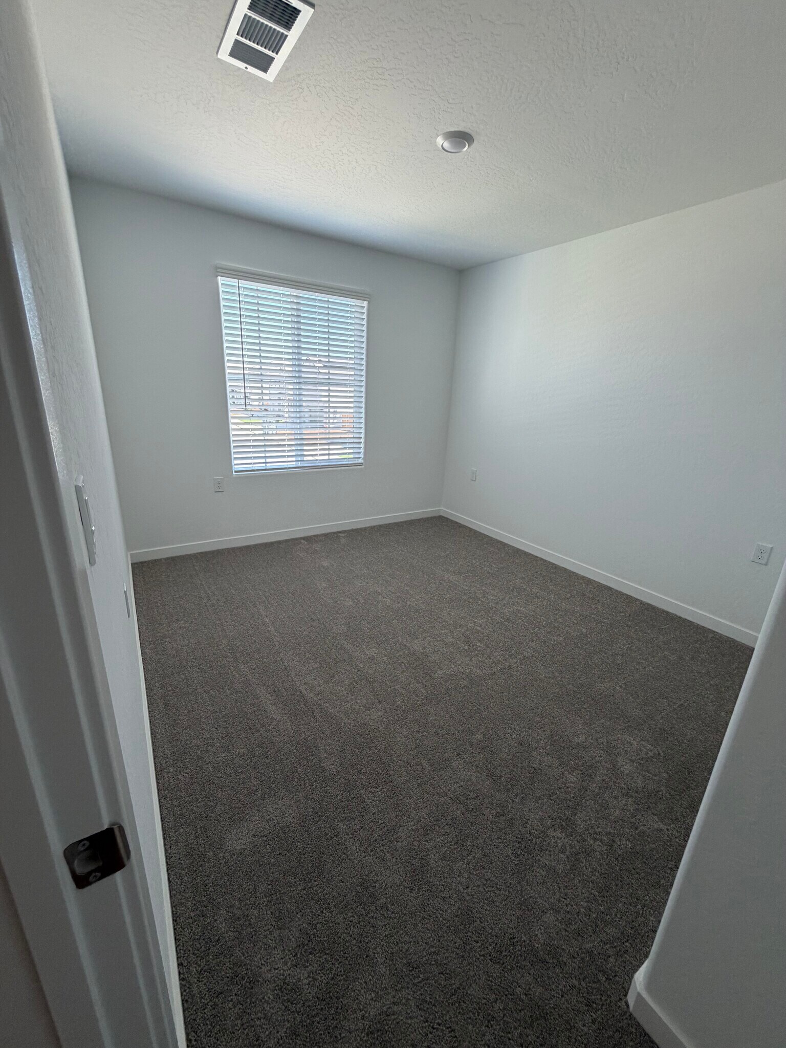 Building Photo - 1628 Atlantica Dr S