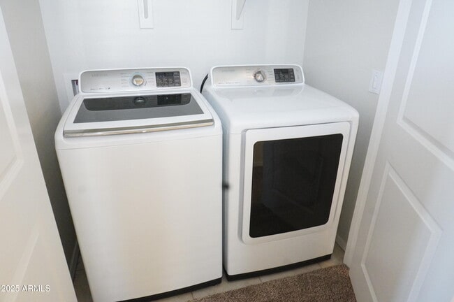 Building Photo - 2198 St Bonita Ln