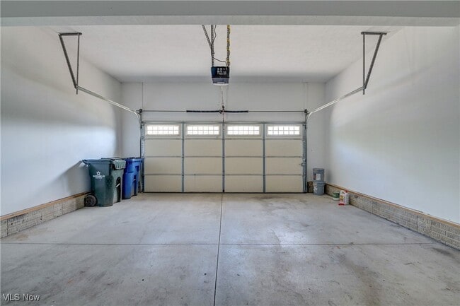 Building Photo - 23711 Wolf Rd