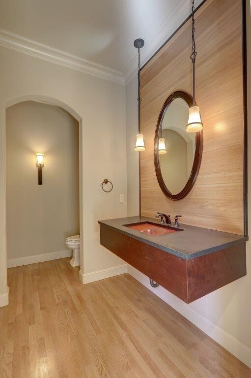 Building Photo - Stunning Mediterranean Oasis Minutes from Downtown Bellevue w/Lake Views!