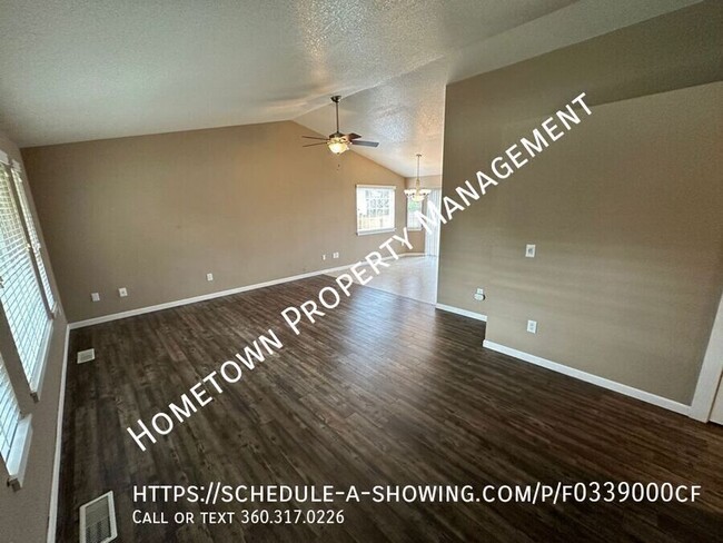 Building Photo - 3 Bedroom Rambler with AC - Available NOW!