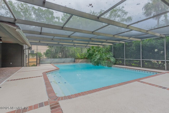 Building Photo - 4944 Mariners Point Dr