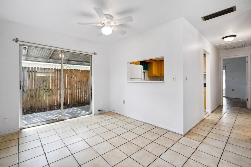 Building Photo - 1108 Amble Ln