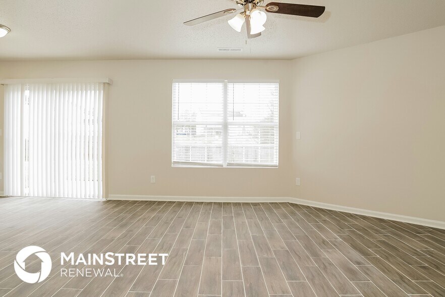 Building Photo - 2304 Lannigan Dr