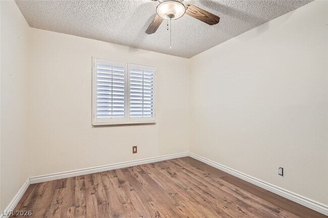 Building Photo - 1779 Yellowwood Dr